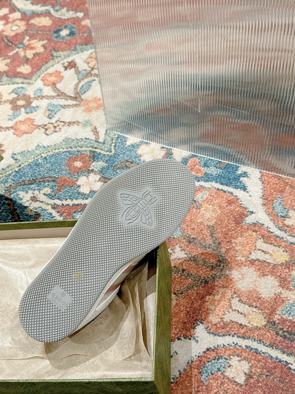 グッチ靴着用イメージ